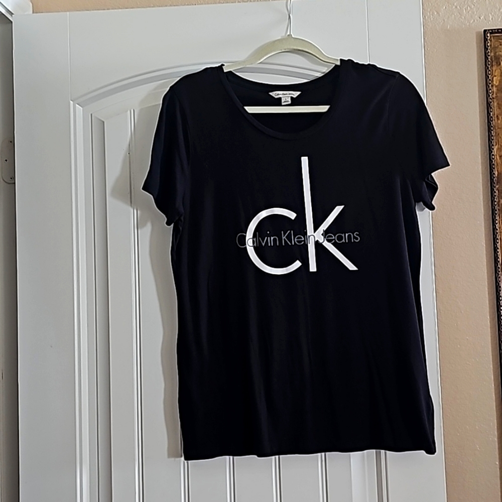 Calvin Klein Tee